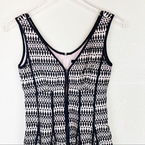 Nanette Lepore Black Pink Dress Sleeveless Size 0 y2k Vintage 2000s - Picture 2 of 10